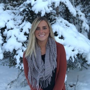 Meet your Posher, Kelsey